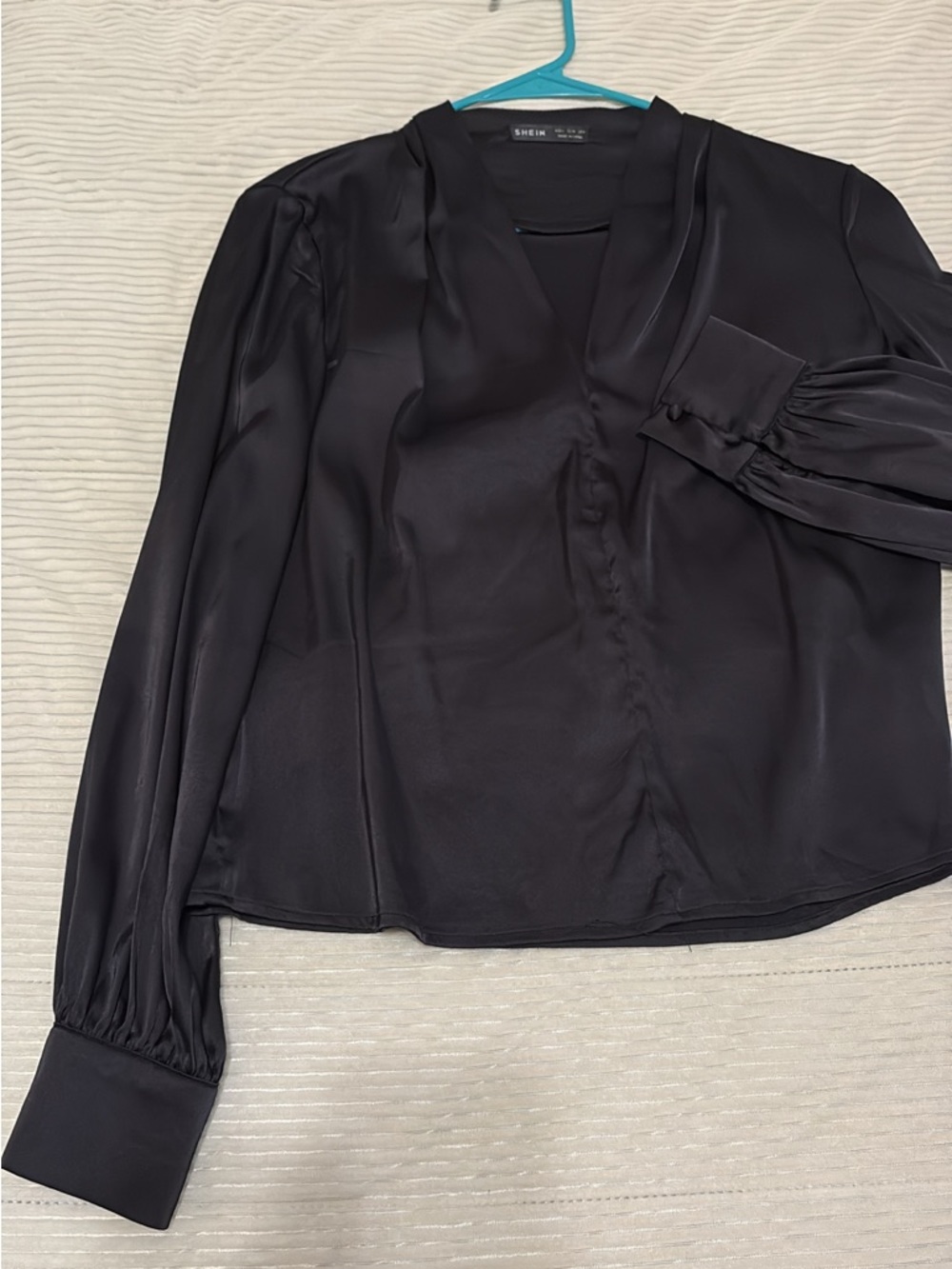 SHEIN Black Satin V-Neck Puff Sleeve Top
